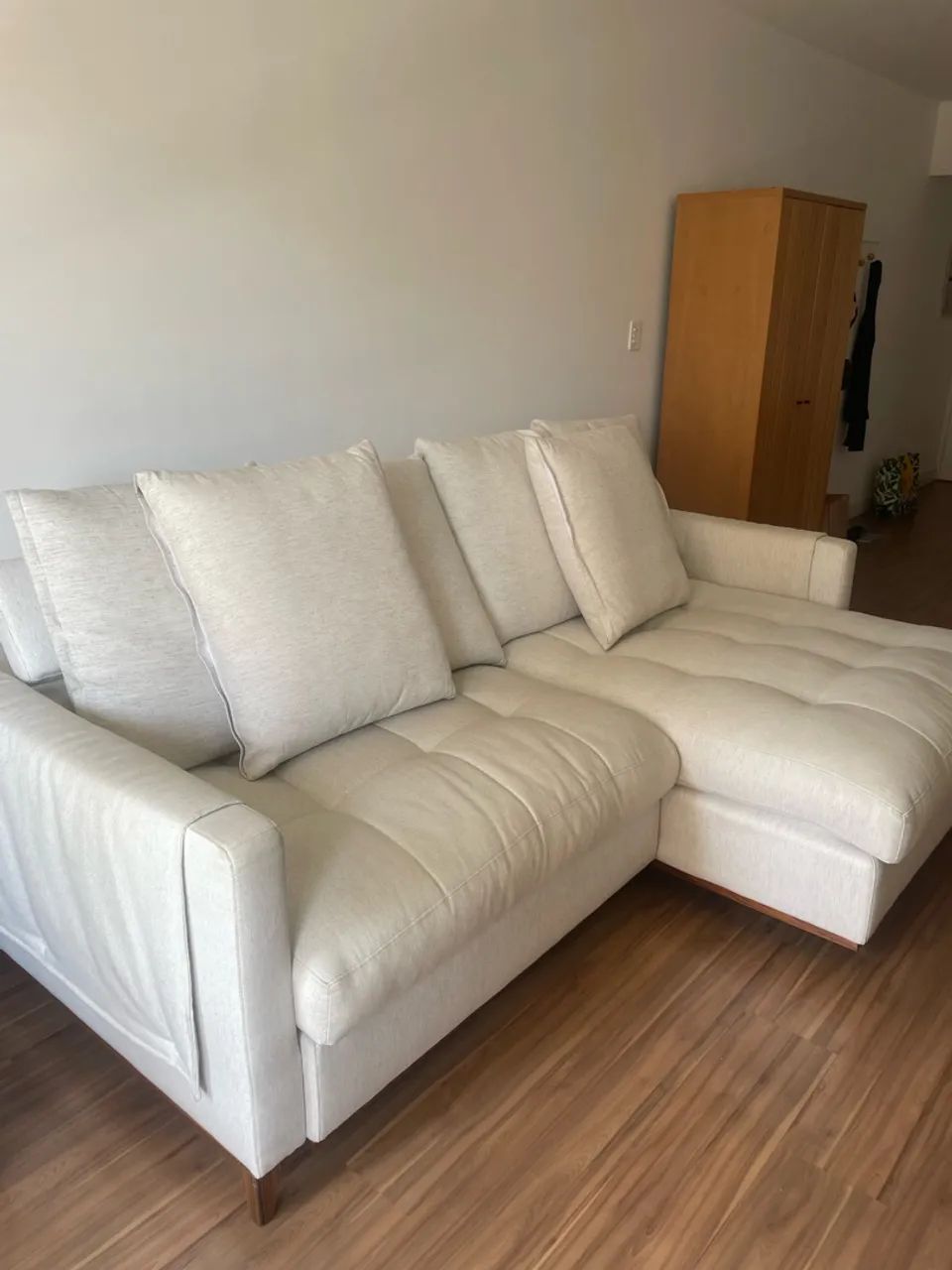 Sofá Bcasa retrátil 4 lugares 