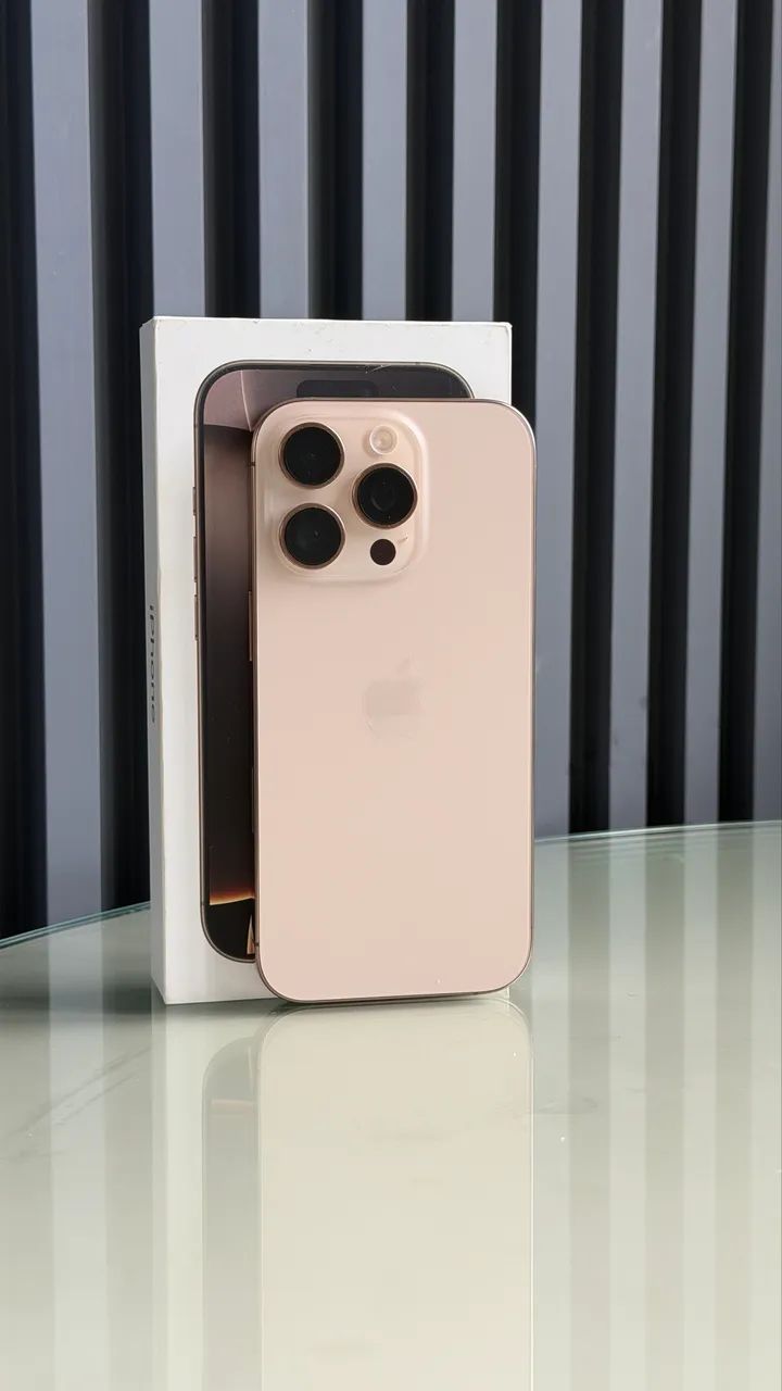 iPhone 16 Pro 256GB Impecável com bateria 93%