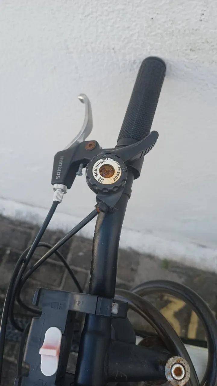 Bicicleta 18 marchas aro 26 - Foto 5