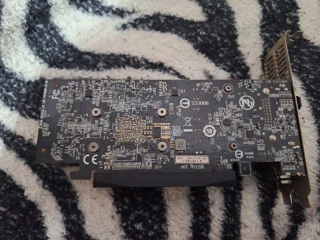 GTX 1650 4GB Gigabyte Low Profile ? Excelente Estado - Foto 2