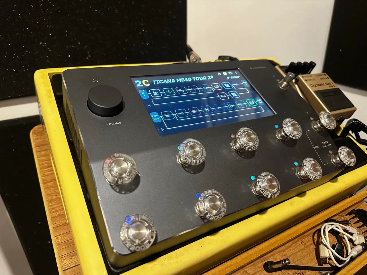 Quad Córtex (Limited Edition) White & Gold - Instrumentos musicais