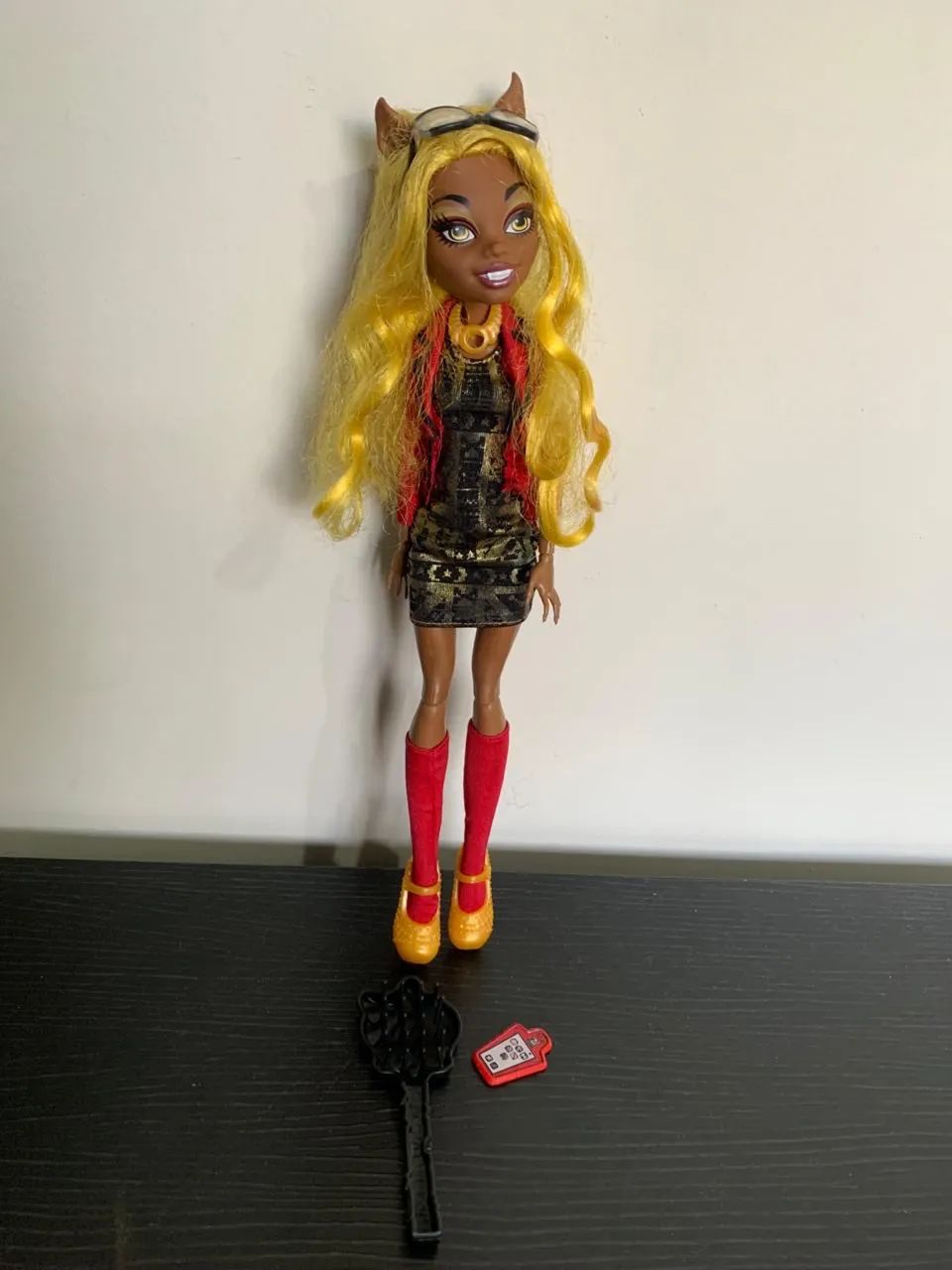 Boneca Monster High Clawdia Wolf Lights, Camera, Action! - Foto 4