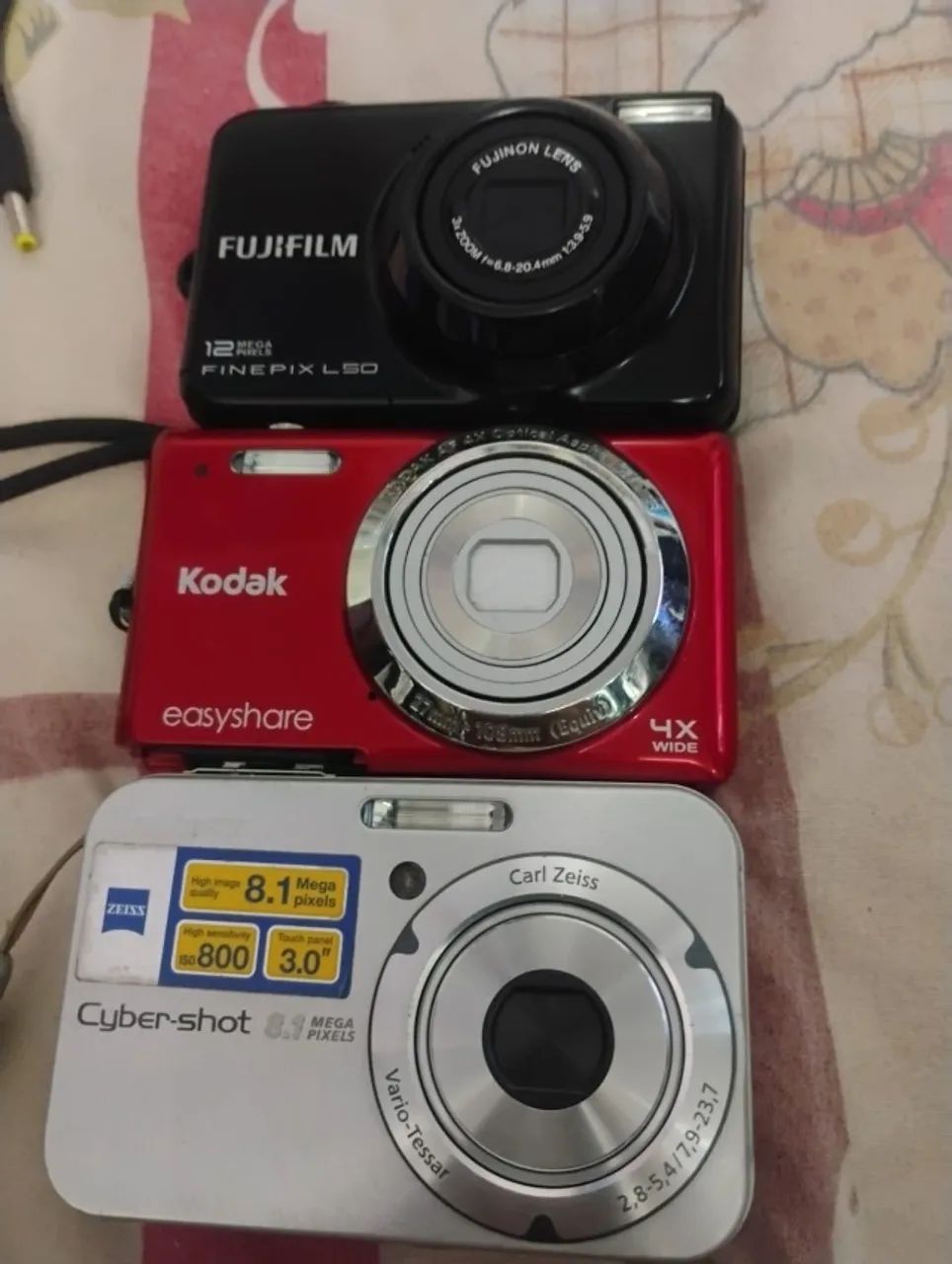 LOTE : CAMERAS DIGITAL´S FUNCIONANDO E EM BOM ESTADO .