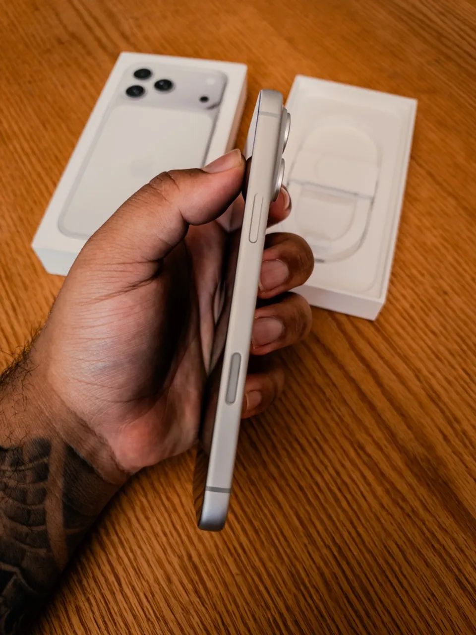 iPhone 17 Pro Max - 256GB (Prata) - Foto 5