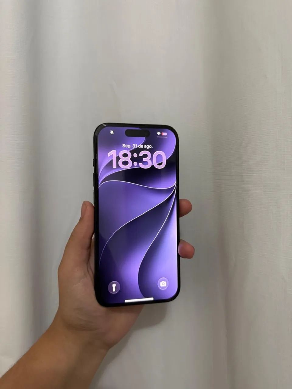 IPHONE 15 PRO IMPECÁVEL  - Foto 2