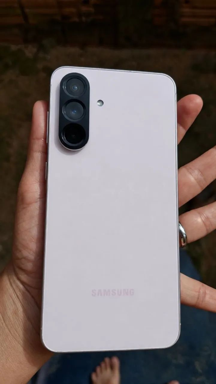 Celular Samsung a56 5g  - Foto 4