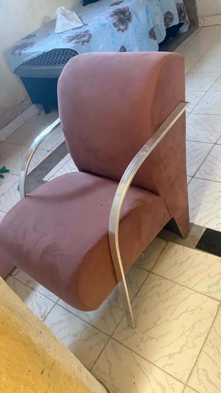 Poltrona e puff rosa  - Foto 3