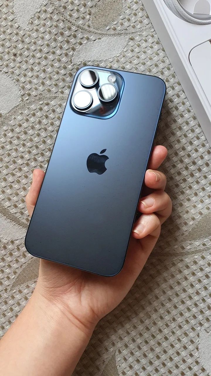 iPhone 15 pro max, 256GB - Celulares e Smartphones - Centro