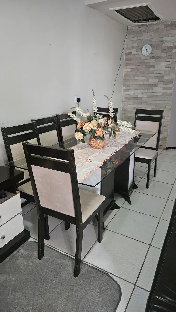 Mesa de 6 cadeiras 