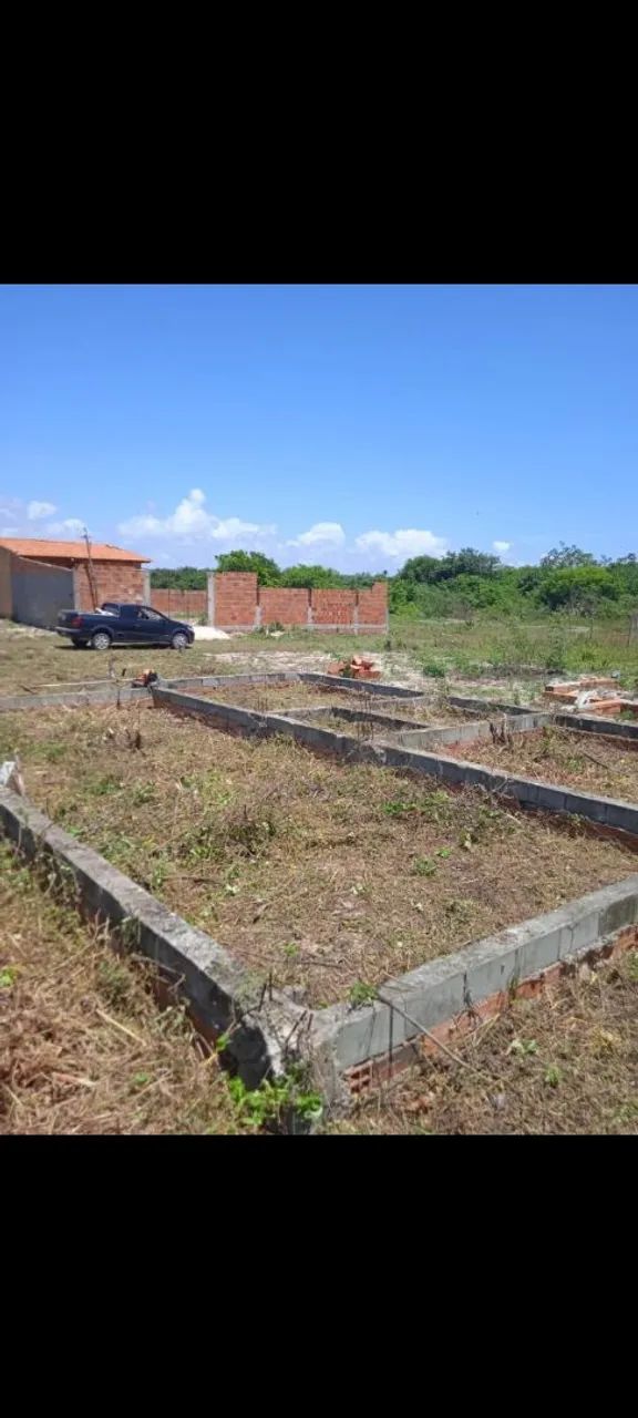 Terreno em Pirambu. 