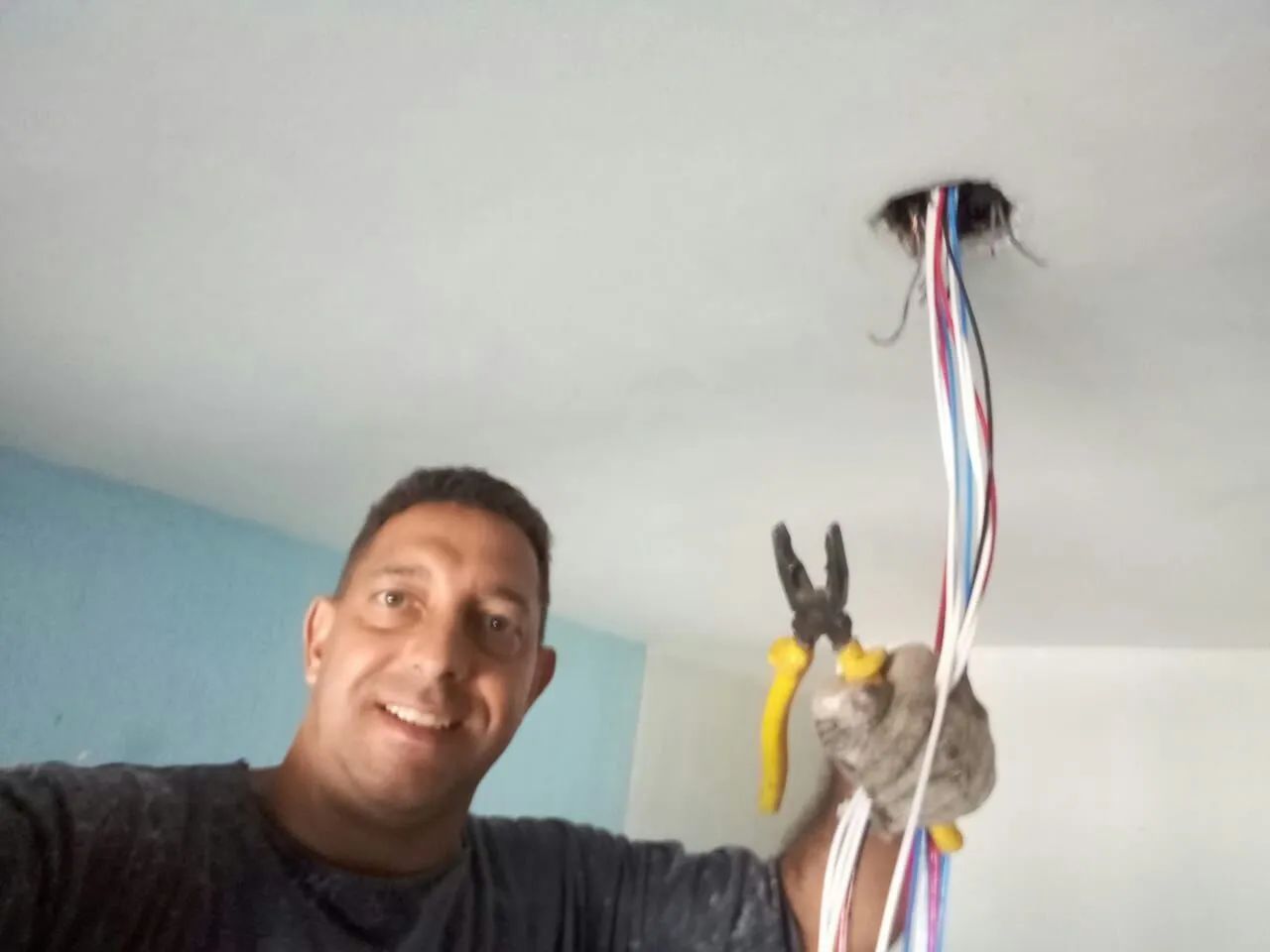 Eletricista e Pintor - Foto 4