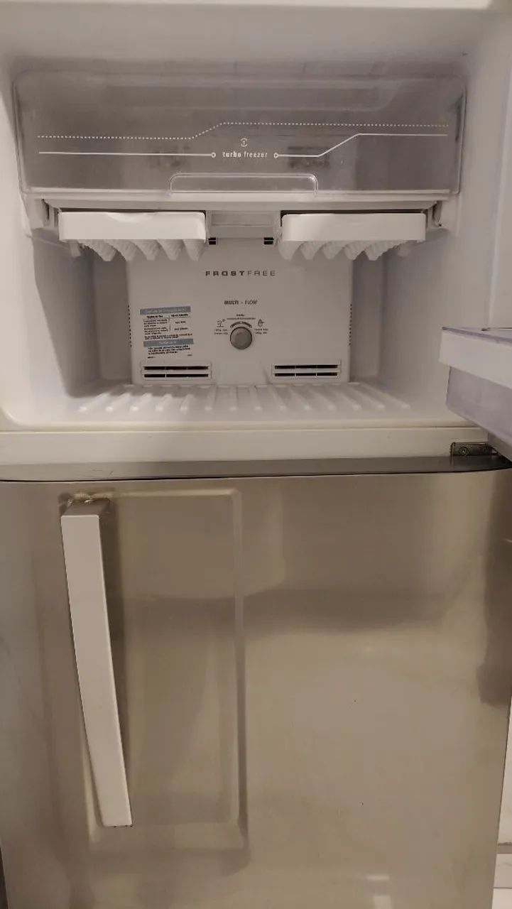 Geladeira Eletrolux  - Foto 4