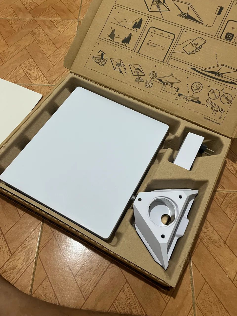 ルーター・ネットワーク機器 Starlink standard kit 2nd gen Amazon.co.jp: Starlink イーサネットアダプター Gen 2 (プラグアンド