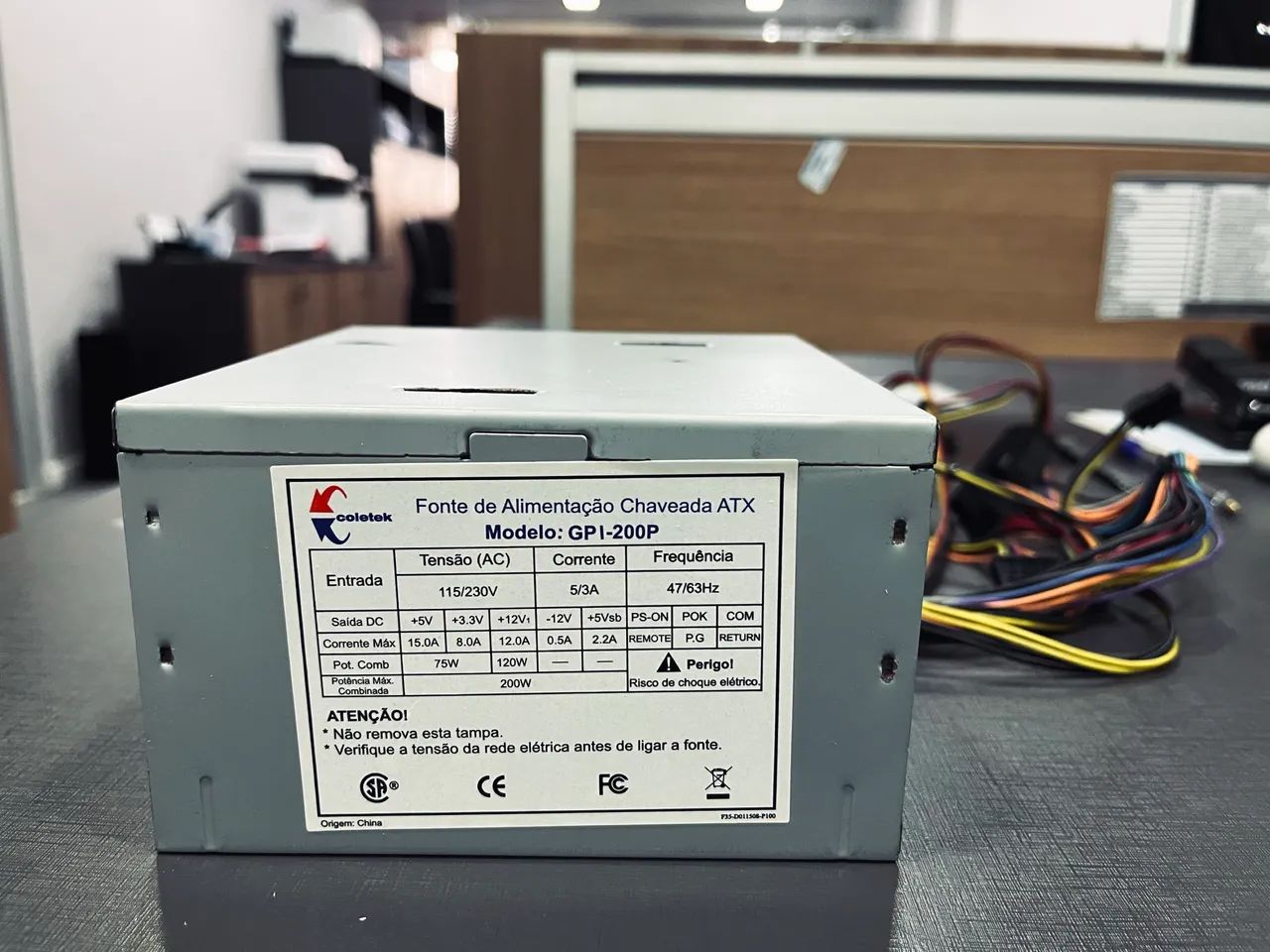 Fonte de Alimentação Chaveada Coletek - GPI-200