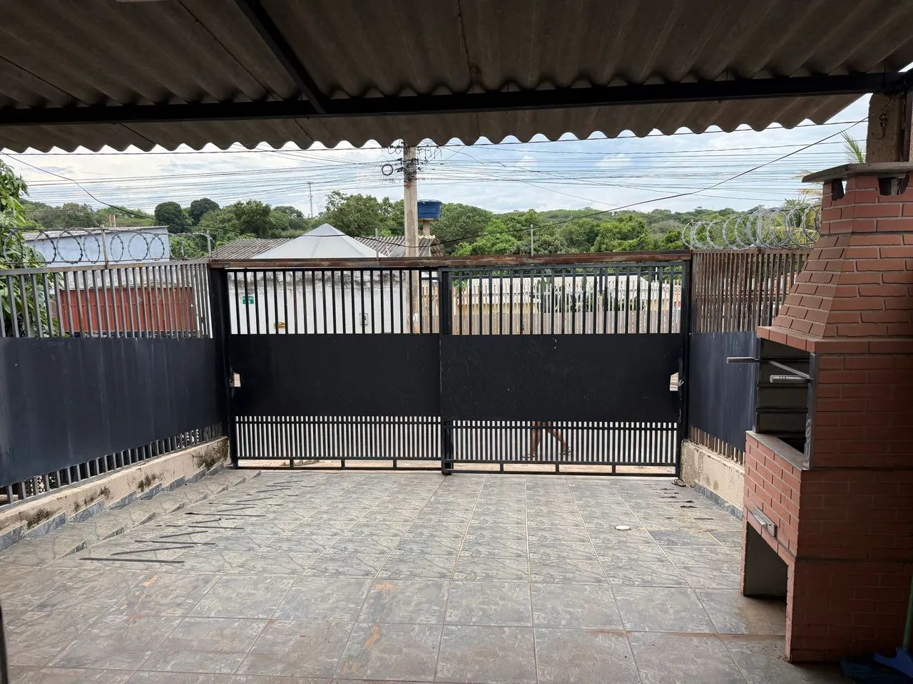 CASA TOP 3 QUARTOS SENDO DUAS SUÍTES COM CHURRASQUEIRA  - Foto 3