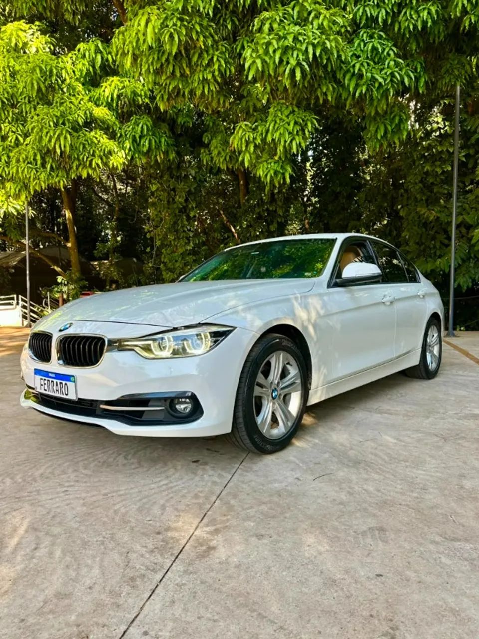 BMW 320I 2017