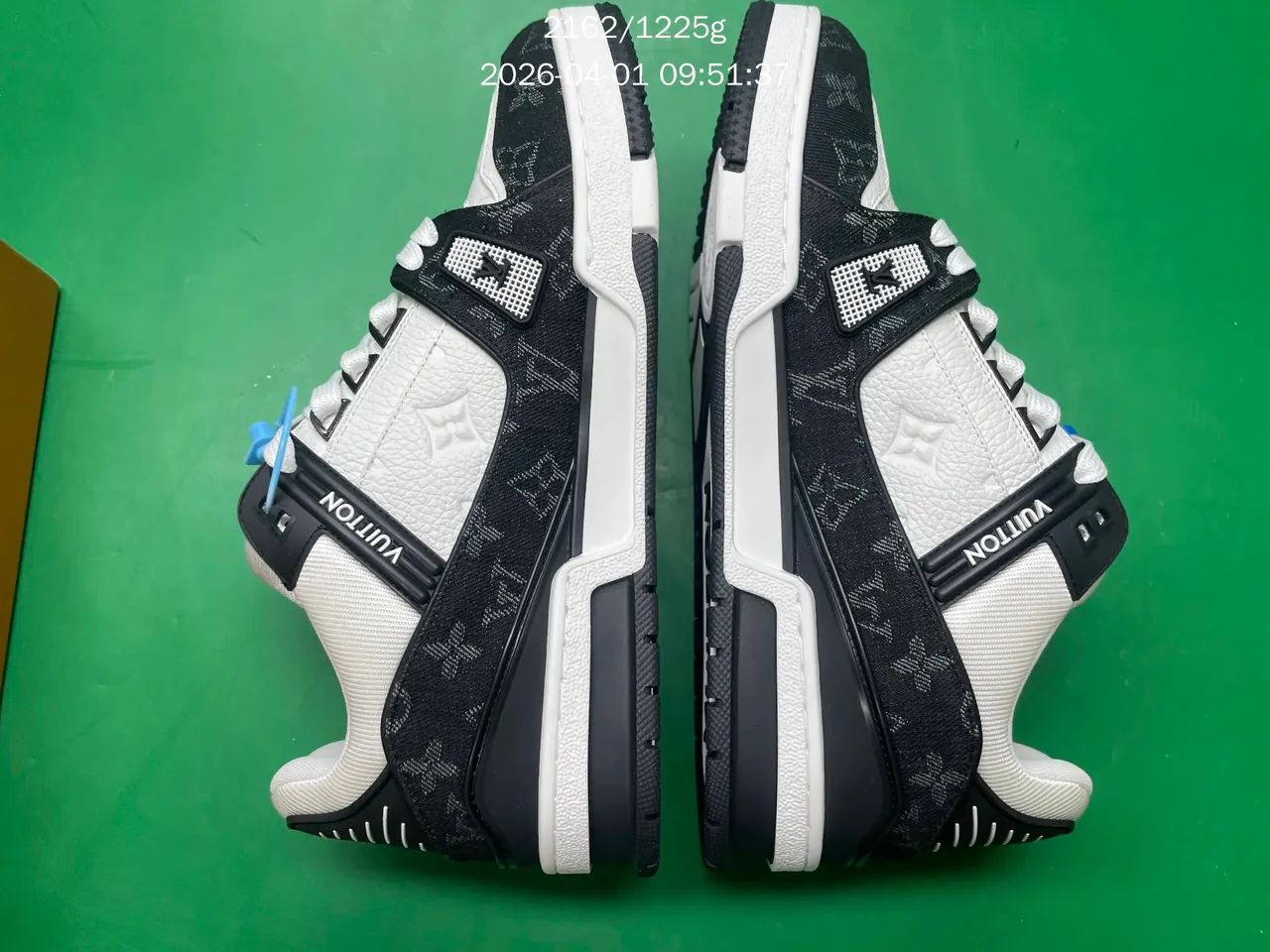 Tenis LV Trainer Novo