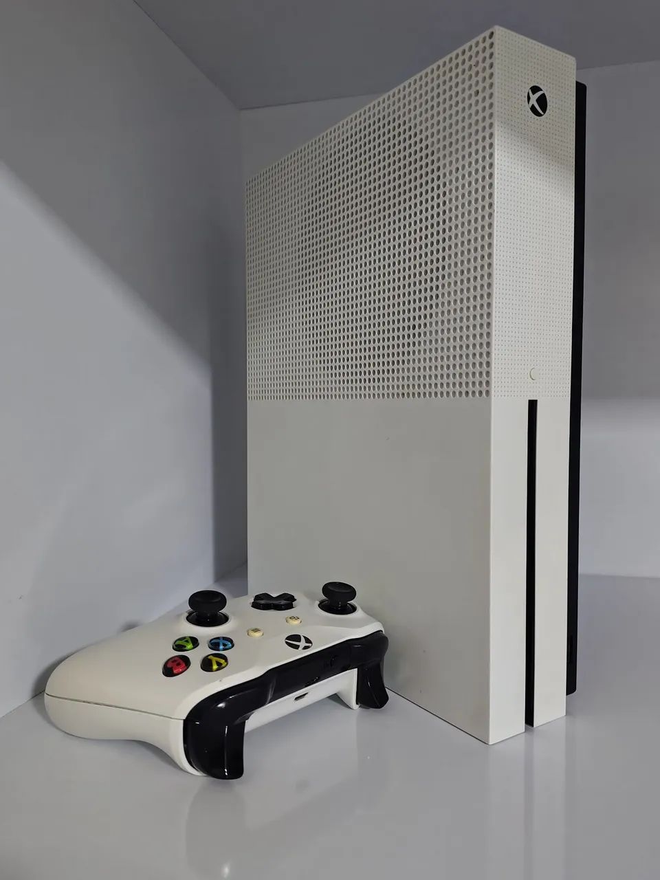 Xbox One S 1Tb com jogos 