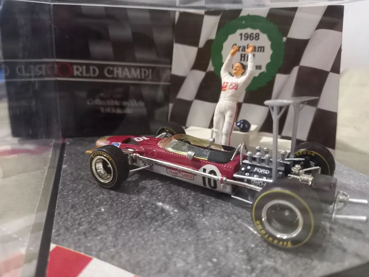 Miniatura F1 Lotus 49B Graham Hill World Champion 1968 escala 1:43