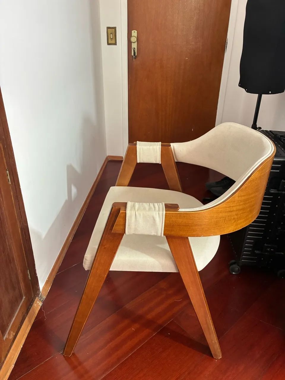Cadeira moderna  - Foto 2