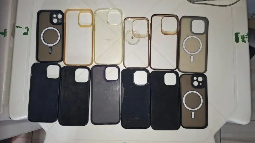 Lote com 37 Capinhas para iPhone - Diversos Modelos (Novas e Usadas) - Foto 4