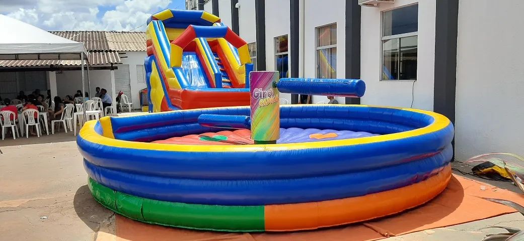 Locação de Brinquedos infláveis - giro Radical e outros. - Foto 2