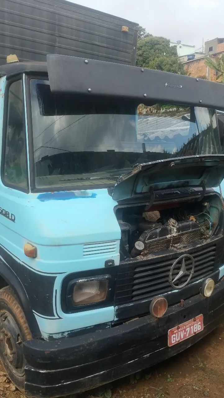 Caminhão 608