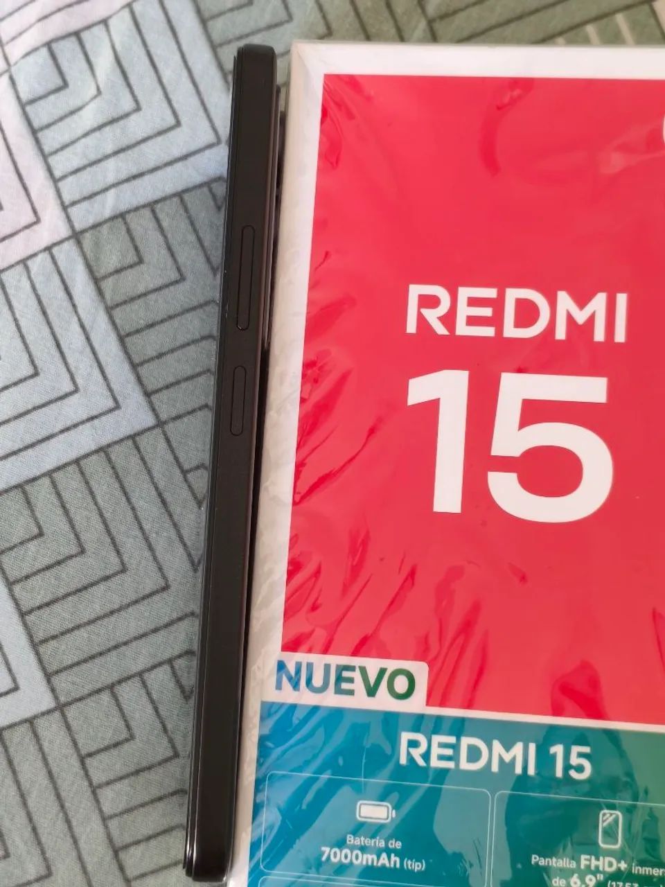 Smartphone Redimi 15 ,duas capinhas, carregador,caixa,manual - Foto 2