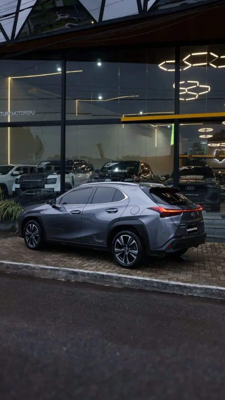 Lexus UX-250h Dynamic 2.0 16V Aut.(hybrid), foto 5 de 18