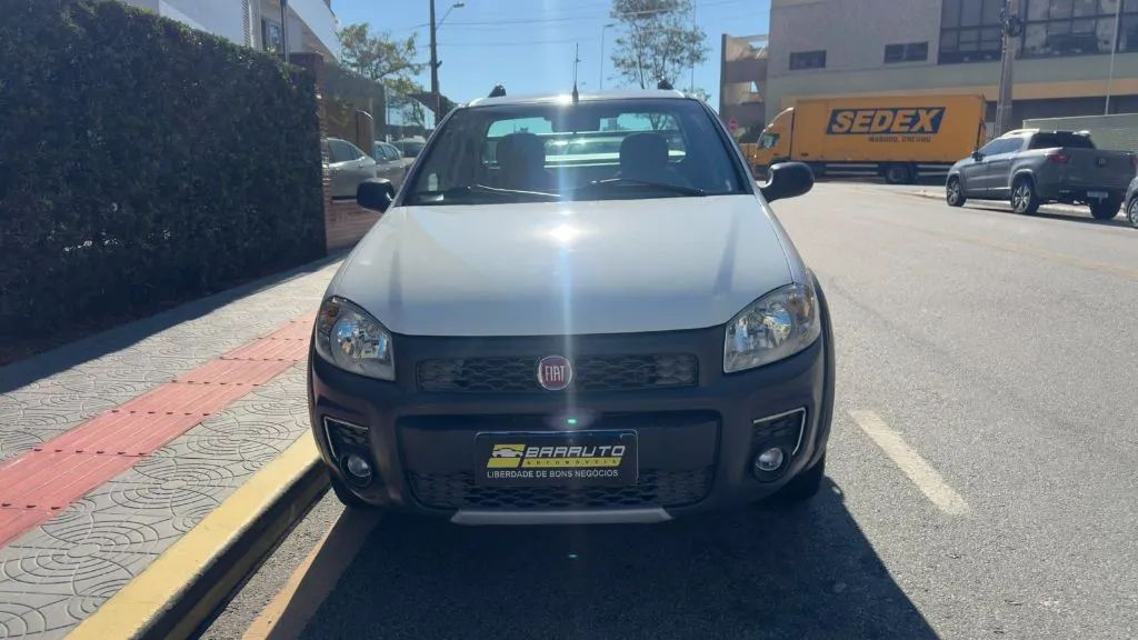 Fiat Strada Working Hard 1.4 Fire Flex 8V CS 2018 - Foto 2