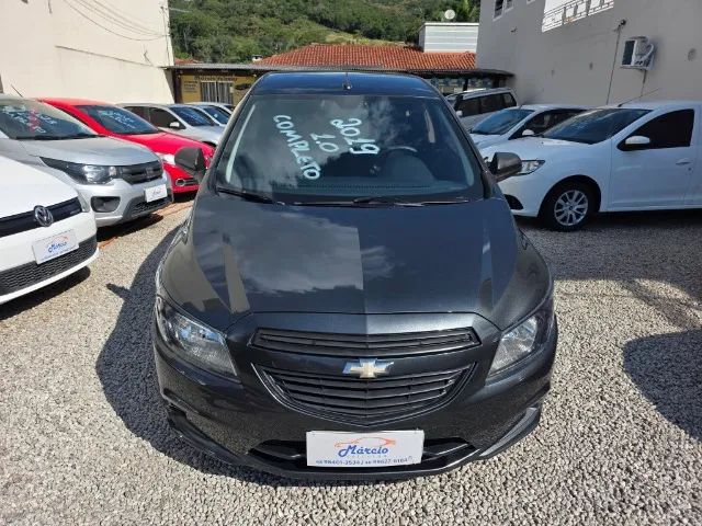 Chevrolet Onix JOY Hatch 1.0 8V Flex Mec. 4P 2019 - Foto 3