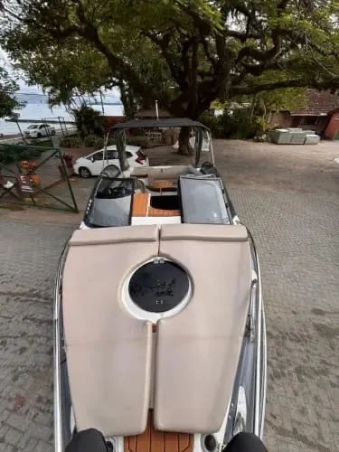 Lancha fs scappare 230