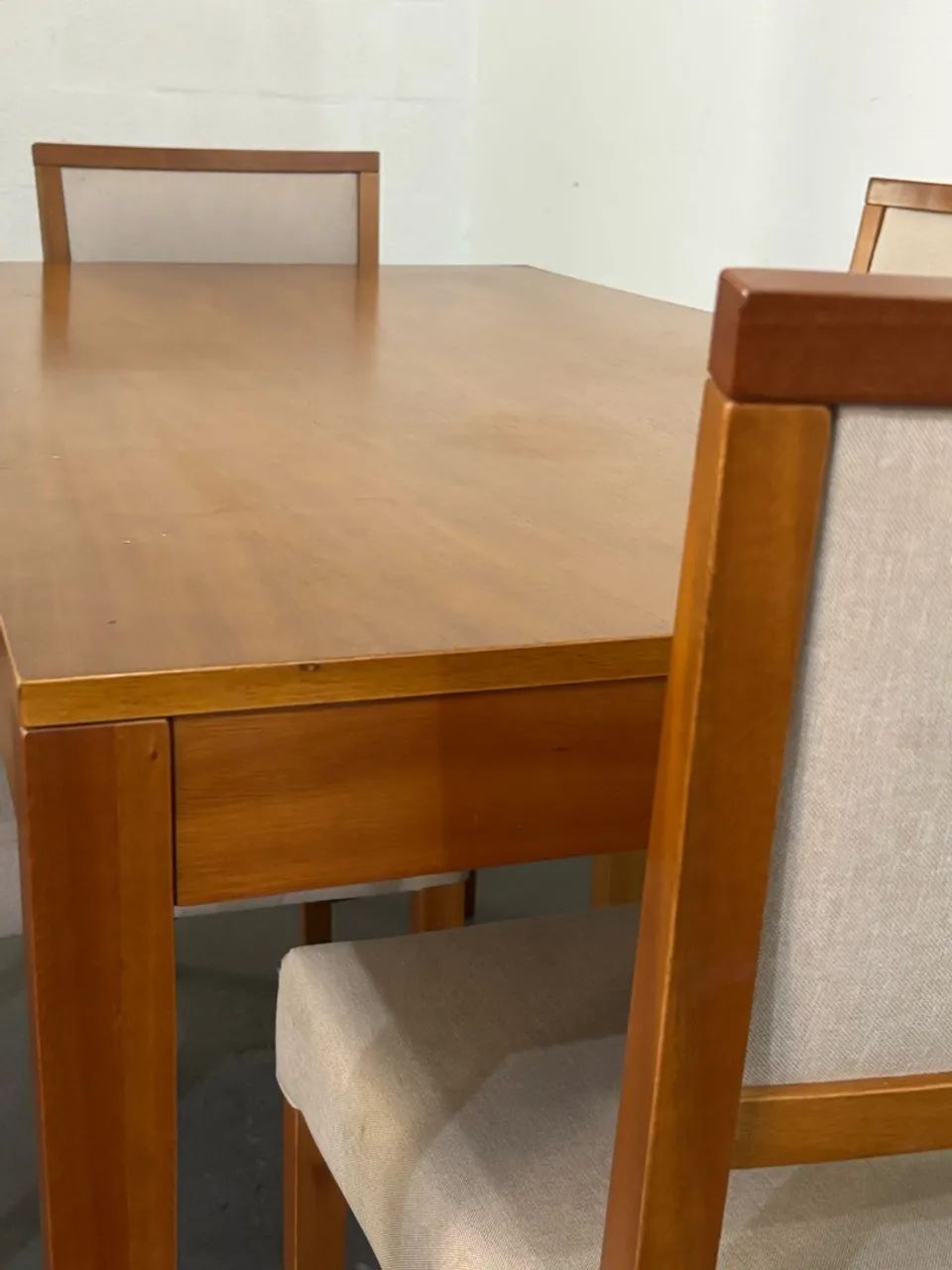 Mesa com cadeiras madeira  - Foto 3
