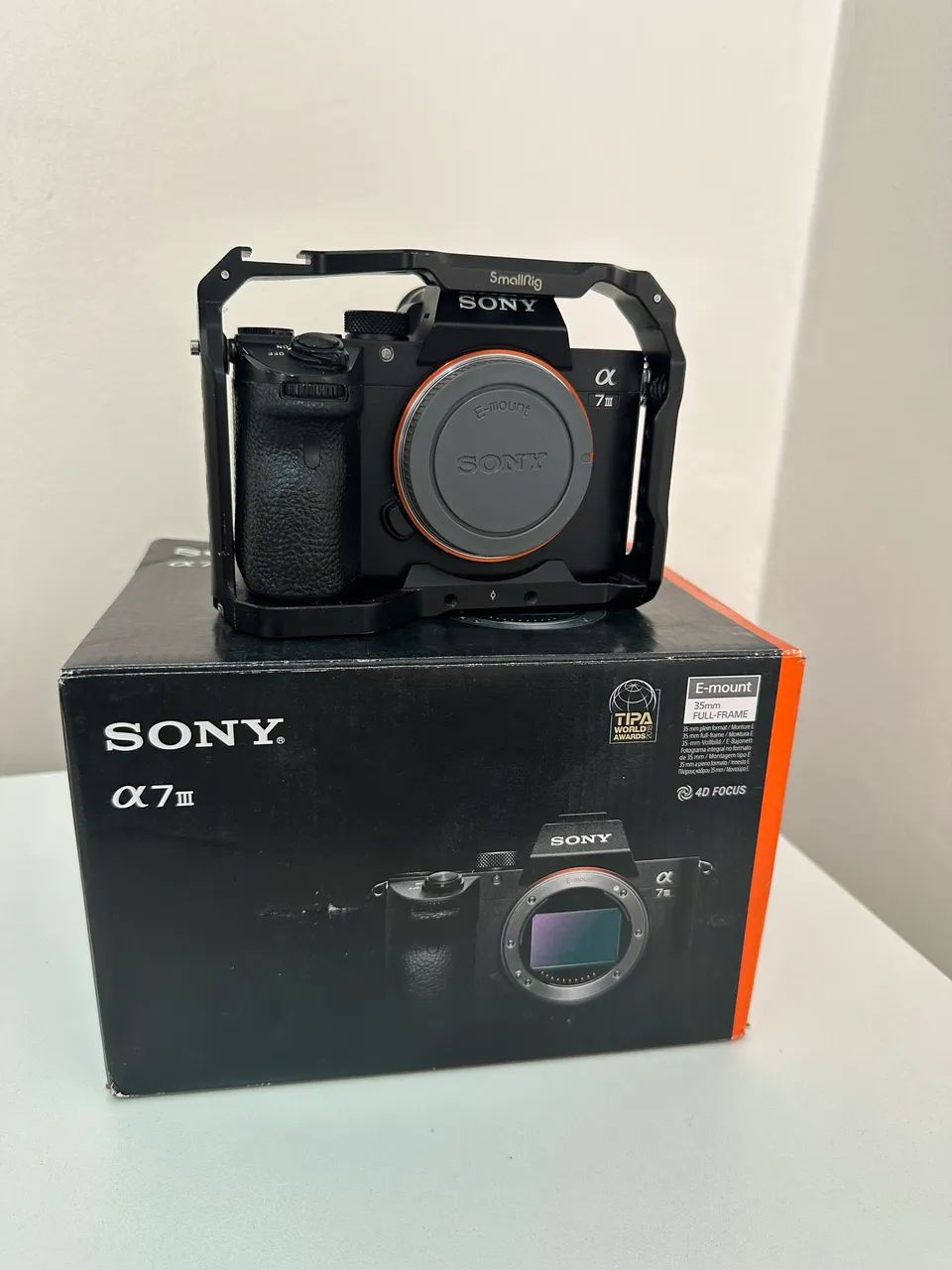 Câmera Sony a7iii caixa e Cage - Foto 2