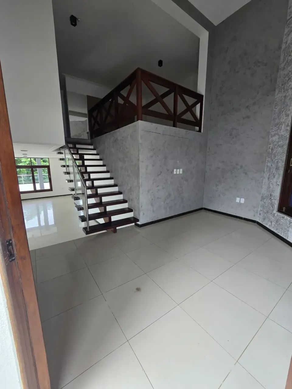 Alugo casa no Aldebaran com três suítes - Foto 2