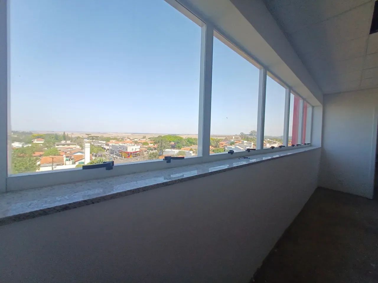 Sala comercial  54 m² no Edificio Blumenpark no Centro - Rolândia - PR - Foto 2