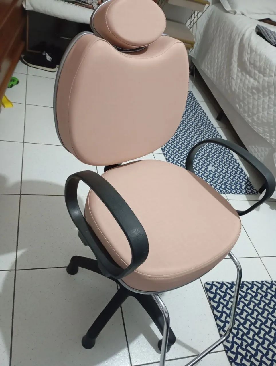 Cadeira de cabeleireira  - Foto 2