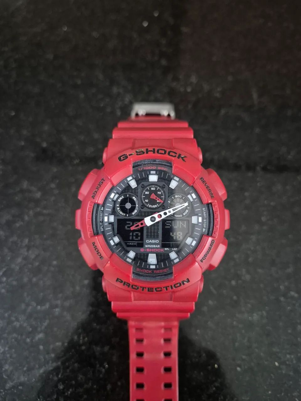 Relógio G-shock Cassio GA-100B vermelho 