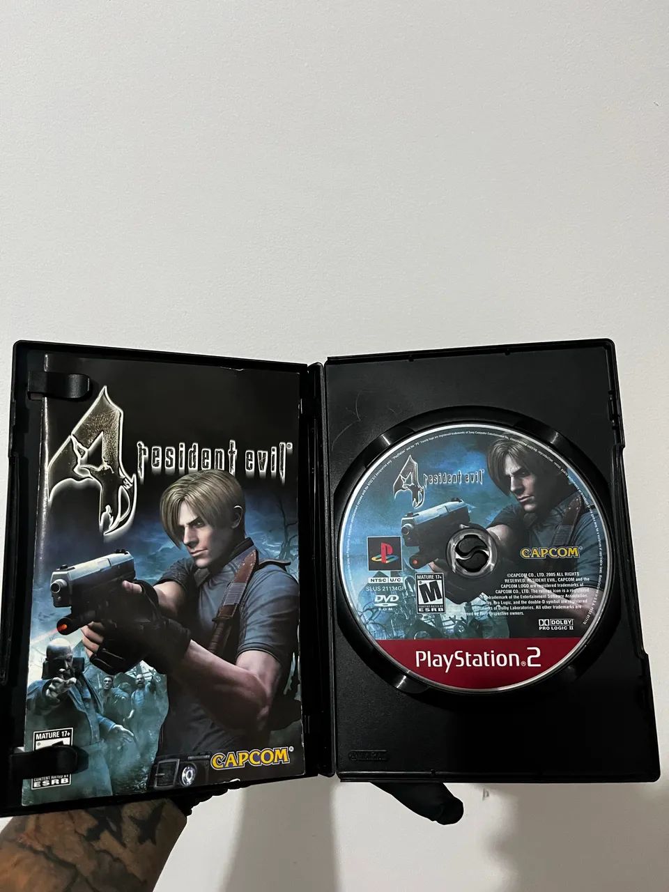 Resident Evil 4 ps 2  - Foto 2