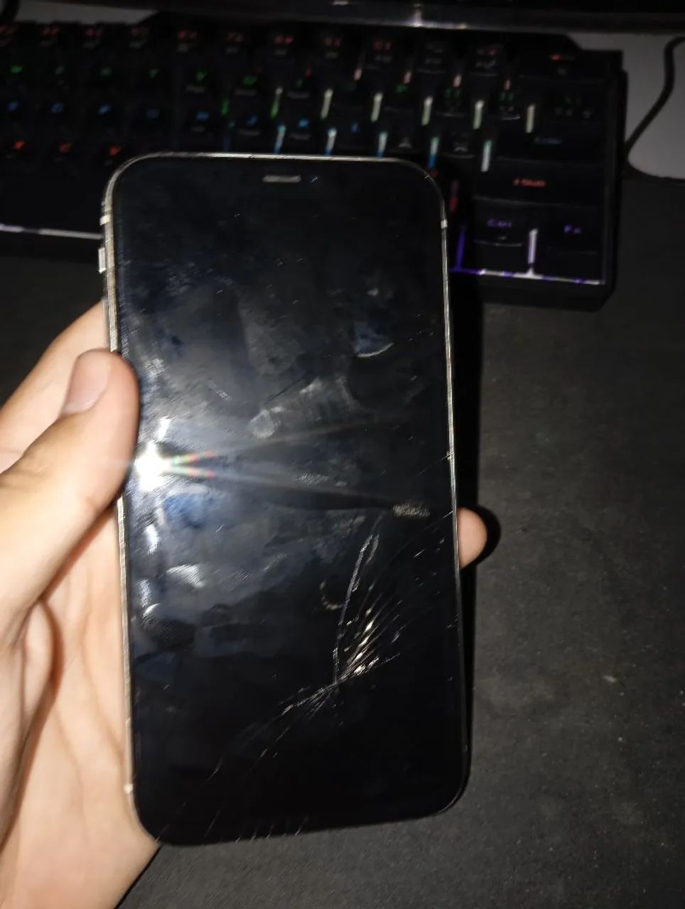 iPhone 11 128gb para retirada de peças - Foto 2