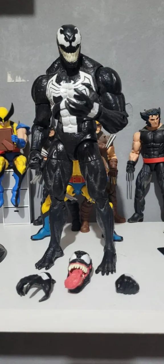 Venom Marvel legends do pack (está sem as asas) - Foto 2