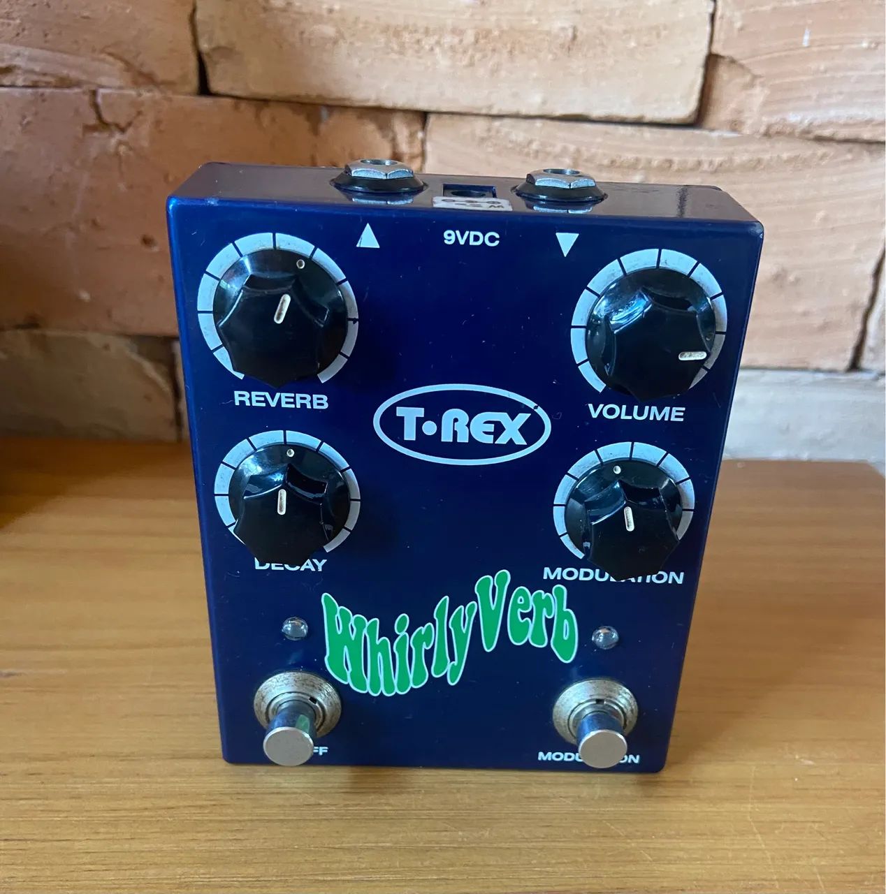 Pedal T-Rex Whirly Verb