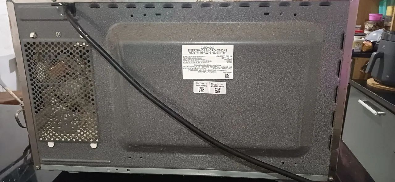 Micro-ondas com defeito