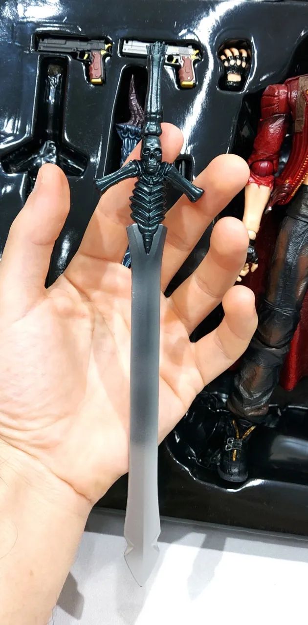Square Enix Play Arts Kai Devil May Cry 3 - Dante - Original