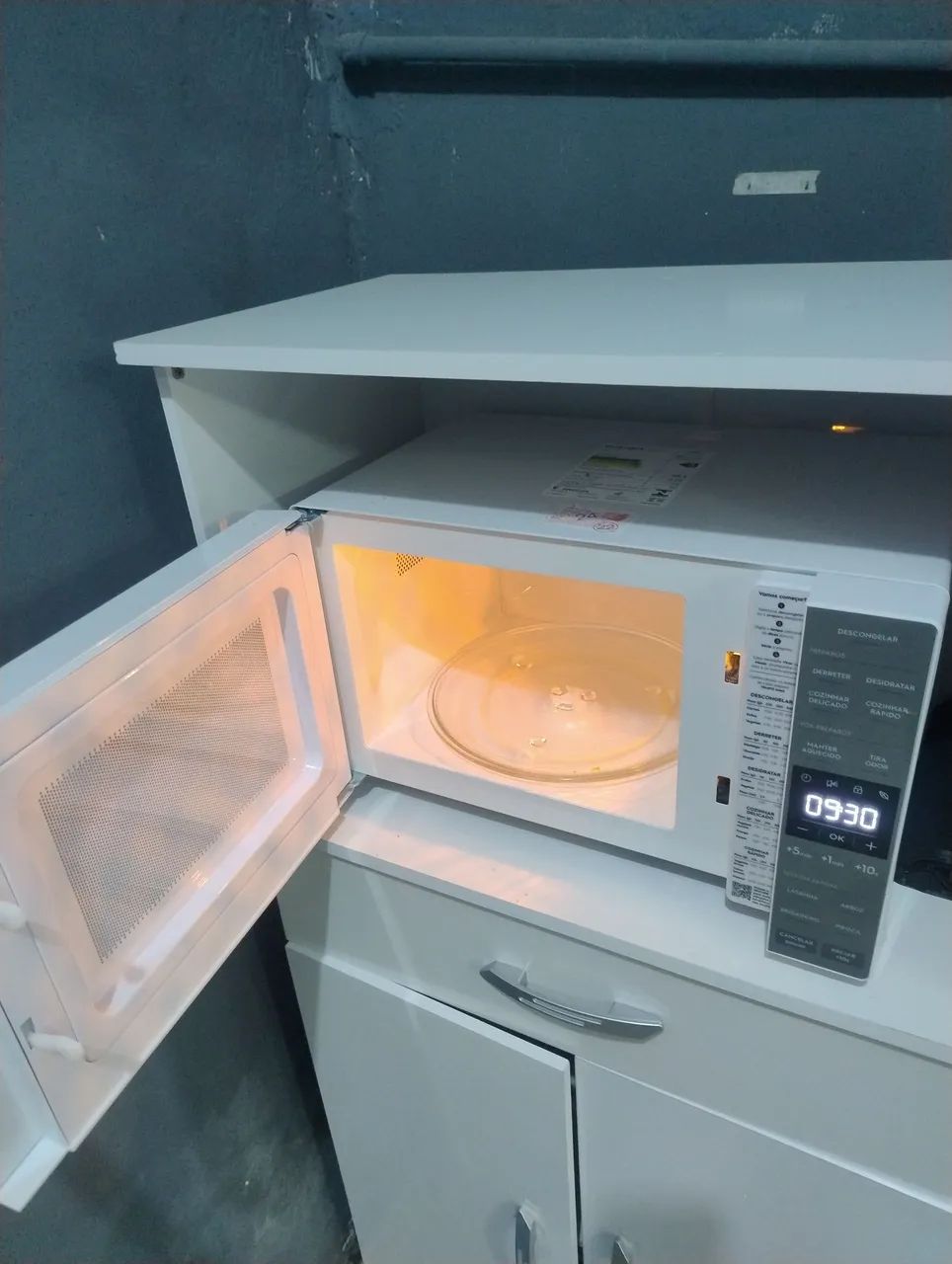 Micro-ondas Electrolux 23L Branco Efficient ME23B - Foto 2