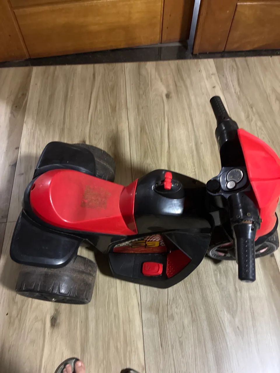 Triciclo elétrico infantil  - Foto 4
