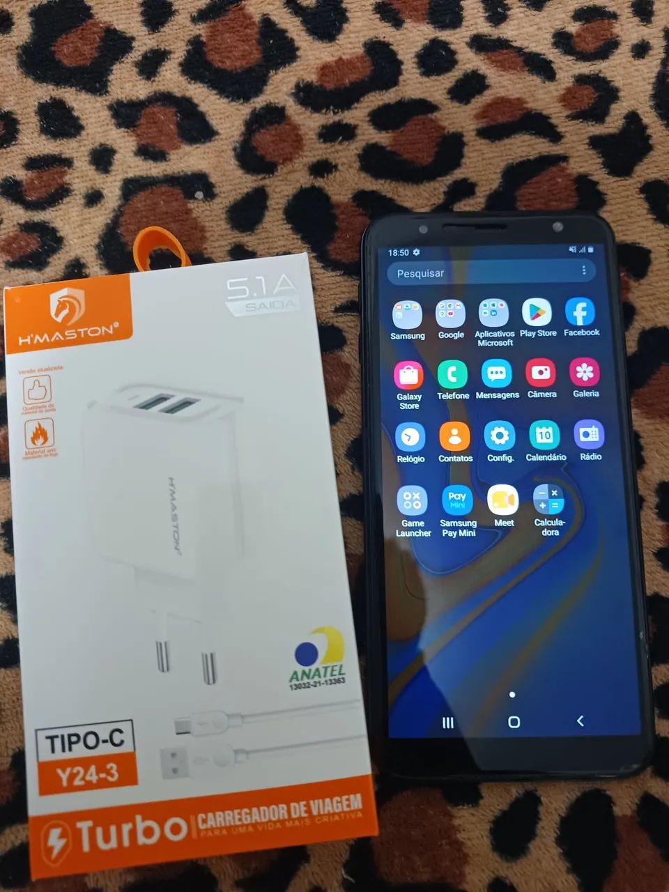 Celular Samsung 32GB, 2 chips com leitor de digital