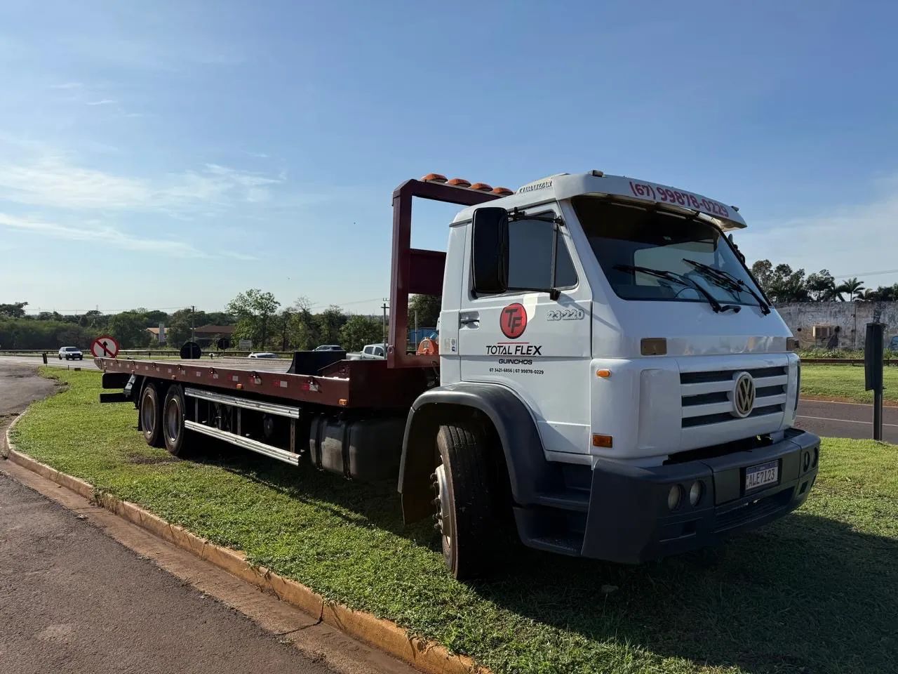 CAMINHAO GUINCHO TRUCADO VW 23220 PLATAFORMA NOVA 2025  10 MTS COMPRIMENTO - Foto 2