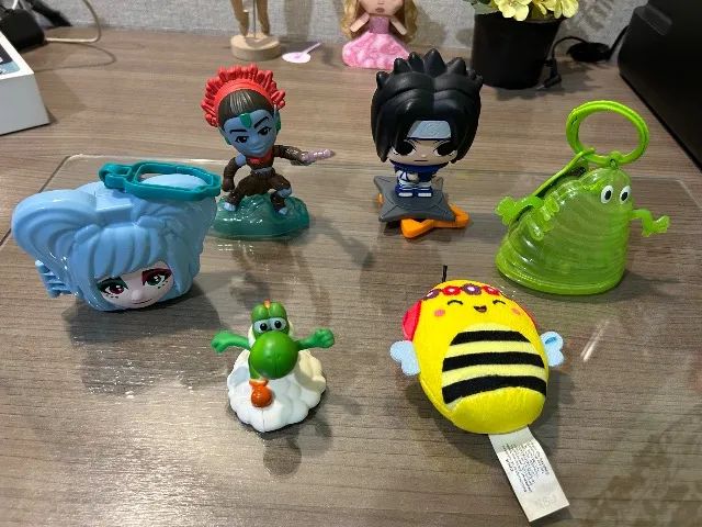 Lote de figuras colecionáveis - Foto 2