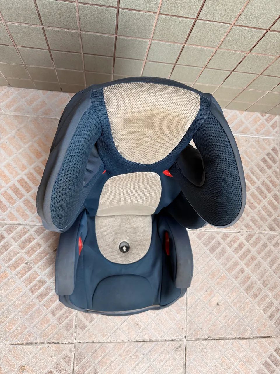 Cadeirinha de bebê para carro - Foto 4